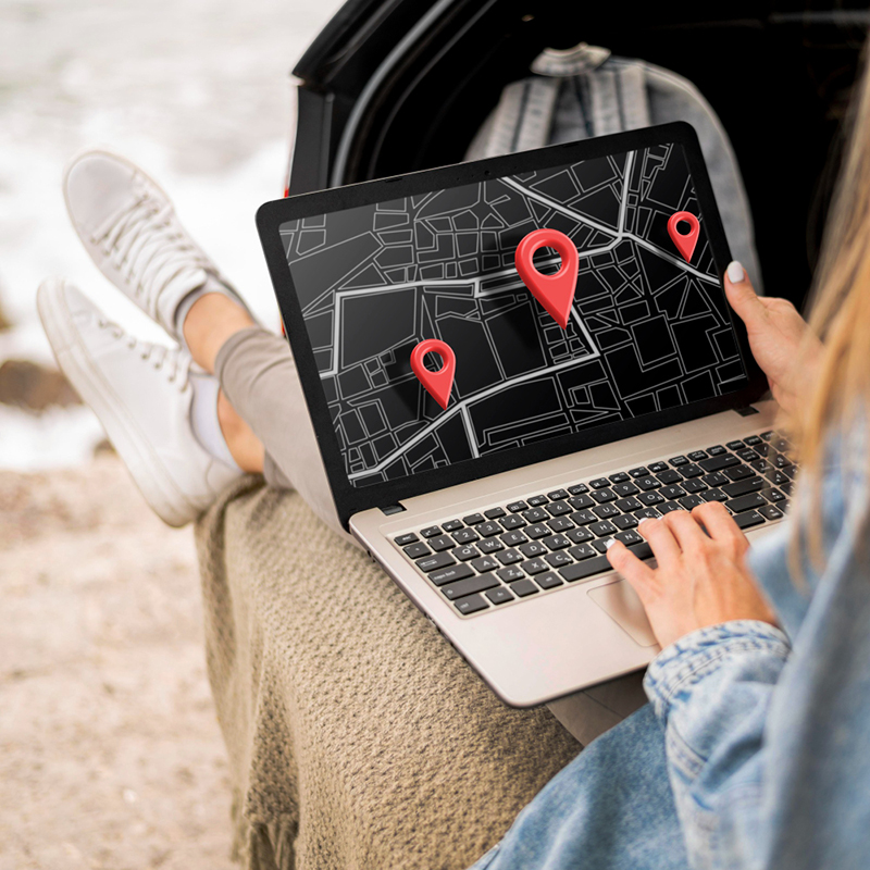 Učinkovito zmanjšati stroške s prilagodljivim sistemom sledenja GPS